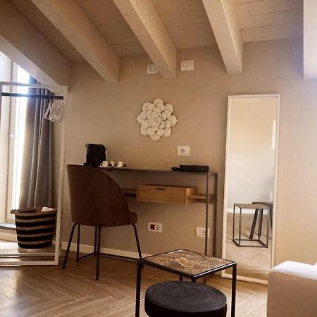 Gatto Bianco Rooms 42 Bergame Extérieur photo