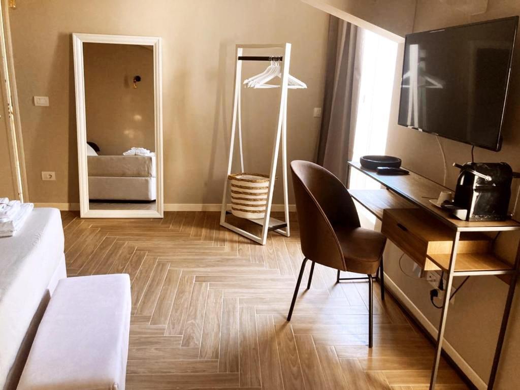 Gatto Bianco Rooms 42 Bergame Extérieur photo